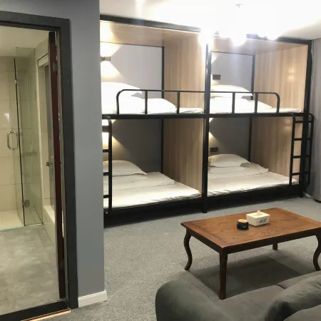 Chibi Mengxingzhe Electric Gaming Apartment