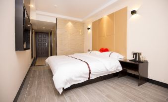 Qingmu Boutique Hotel (Nanjing South Station North Square store)