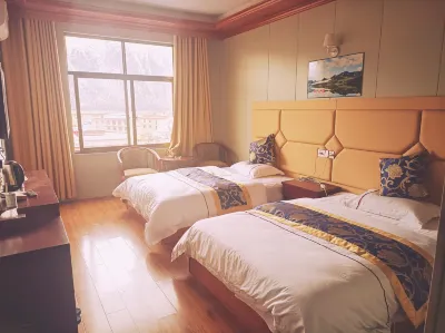Basu Xiaoyaoke Hotel (Ranwu Branch) Hotel dekat Ranwu Lake