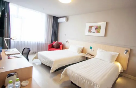 錦江之星（伊春水上公園店）