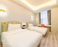 Ibis Styles Hotel (Kunming High-tech Zone Wuyue Plaza) Hotels in Kunming