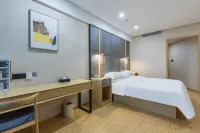Starway Hotel (Yingshang Wuyue Plaza) Hotels in Yingshang