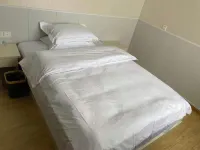 Huoqi Hongyun Hotel Hotel in zona Huoqiu Normal School