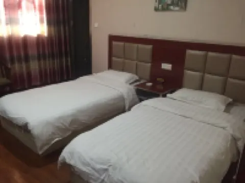 Yongchang Tianyisen Hotel