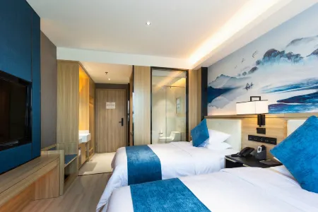 H Hotel (Wuhan Hanzheng Street Chongren Road Metro Station Jiangtan Branch)