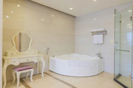 Shijiazhuang Jingzhou International Hotel (Chang'an Wanda Tangu Subway Station Branch)