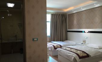 Tonghai Yijin Hotel
