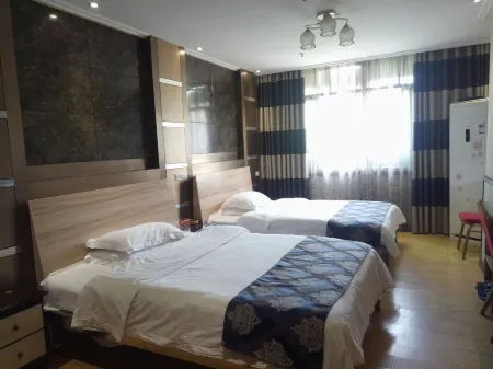 Yuan'an Monkey Field Business Hotel Отели рядом с достопримечательностью «Huajianchi·chunshang Hot Spring Theme Park»