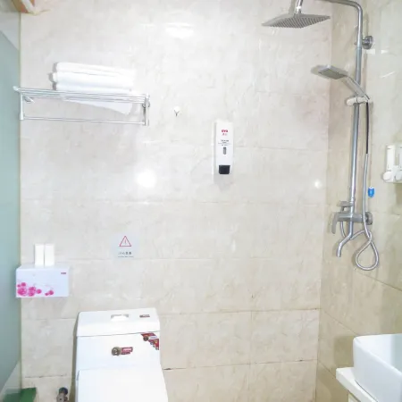 Xuefu Hotel(Xi'an University of Petroleum Branch) Отели рядом с достопримечательностью «Библиотека Сианьского нефтяного университета (Юйуйский кампус)»