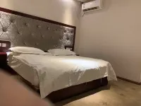Ziyun Shunfeng Hotel