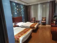 Luoping Bixiang Express Hotel