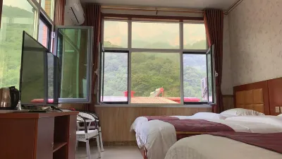 Zanhuang Journey Farmhouse Hotels near Jiunv Peak Scenic Area