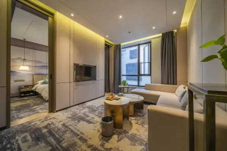 Wanzai Shanshui Yinbin Hotel