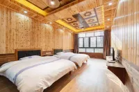 Laoyashan Homestay (Zhangjiajie National Forest Park Branch)