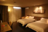 จินเจียง อินน์ ซีเล็คท์ ฮาร์บิน จงหยาง สตรีท เพเดสเทรียน สตรีท แอร์พอร์ต บัส สเตชั่น