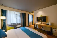 Extraordinary Ice Valley Hotel (Chunliu Metro Station) Hotel a Dalian Zhoushuizi International Airport