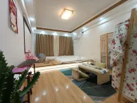 Luoyang Longmen Hotel (Baolong Plaza Longmen High-speed Rail Station Branch)