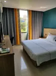 Nanning Gem Hotel (Gongping Street Night Market Shop) - Auberges