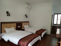 Changyang Daoyingxia Farm Stay