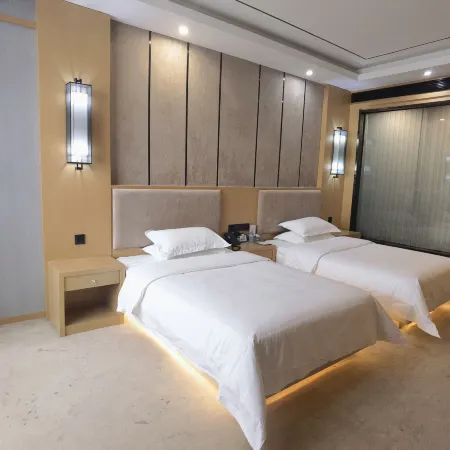 Changyuan Huatai Hotel (City Gymnasium Yinhe Xintiandi Branch)