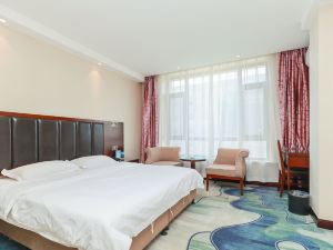 Changchun Jinse Yangguang Shishang Hotel