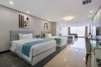 Pudong Holiday Hotel Hotels near Aksu Railway Station