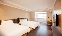 HanTing Hotel (Xinyang Railway Station)