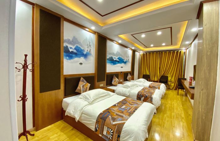 Himalaya Hotel