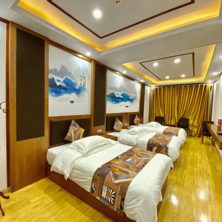 Himalaya Hotel