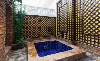 LOVE NEST HOT SPRING RESORT HOTEL