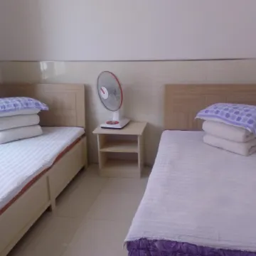 Changling Zhenxing Hotel