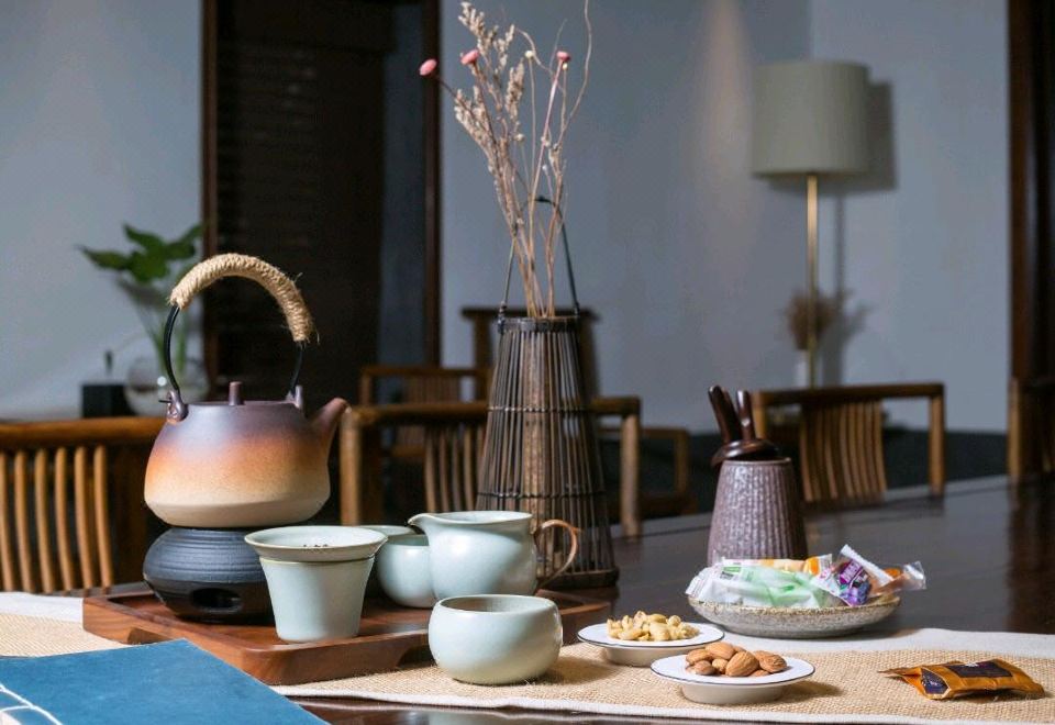 2. 항저우 허푸 부..