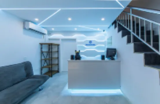 Super Space E-sports Theme Hotel (Mafangshan Subway Station)