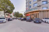Fang Yuan Hotel (Lei Feng Road, Dengzhou) - parking