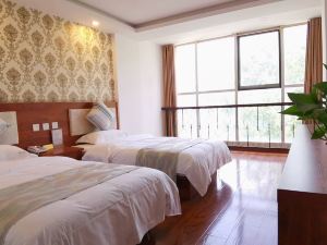 Baina Business Hotel (Shijiazhuang Zhongshan West Road Vientiane City Subway Station)