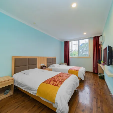Zitong Aijia Business Hotel