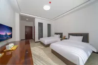 華瑞ホテル（麗江三義空港） 三義空港周辺のホテル