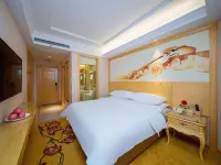 Vienna Hotel (Wuhan Nanhu Huazhong Agricultural University) Hotel in zona Hubei Vocational College of Bio-technology (East Area)