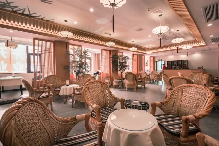 Shihong Dehua Hotel Отели в г. Шэхун