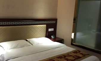 Zhenfeng Jinye Business Hotel