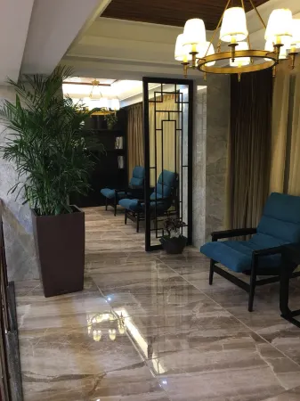 Heyi Hotel Отели в г. Ханьшоу