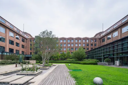 Beijing Jinlin Hotel (Beijing Tiananmen Square Qianmen Subway Station Branch)