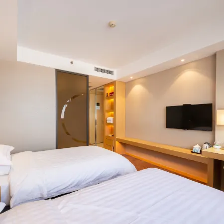New Dynasty Hotel(Kaifeng Qingming Riverside Landscape Garden)