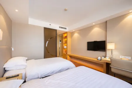 New Dynasty Hotel(Kaifeng Qingming Riverside Landscape Garden)