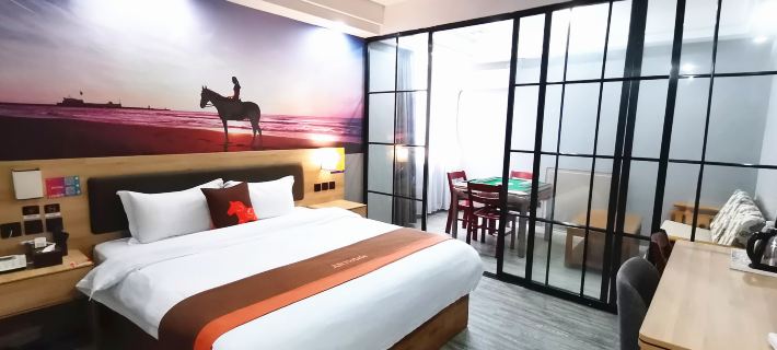 Junyi Chain Hotel (Haiyan Qiyuan Chengbei East Road) Ξενοδοχεία στην πόλη Χάιαν