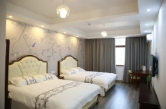 Double Dragon Bay House(Daishan Salon Beach Store)