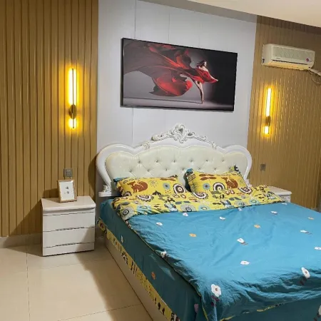 Gaomi Huaruqing Homestay