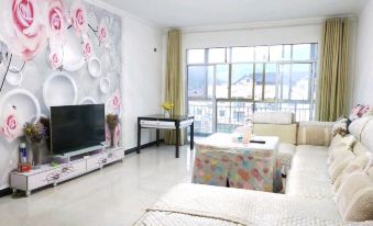 Chishui Waterfall Apartment