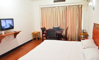 Yueyang Jinxiu Baling Business Hotel (Baling Square)