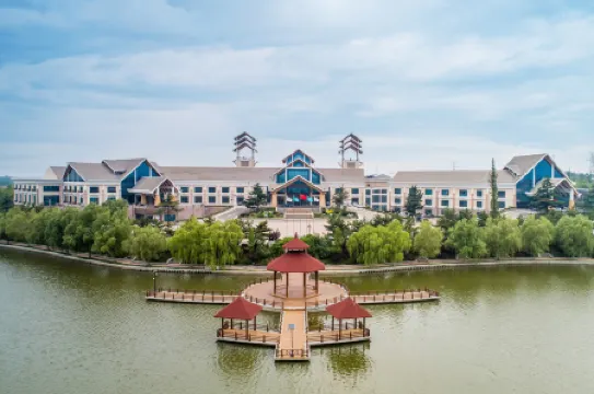 Tangpo Hot Spring Resort